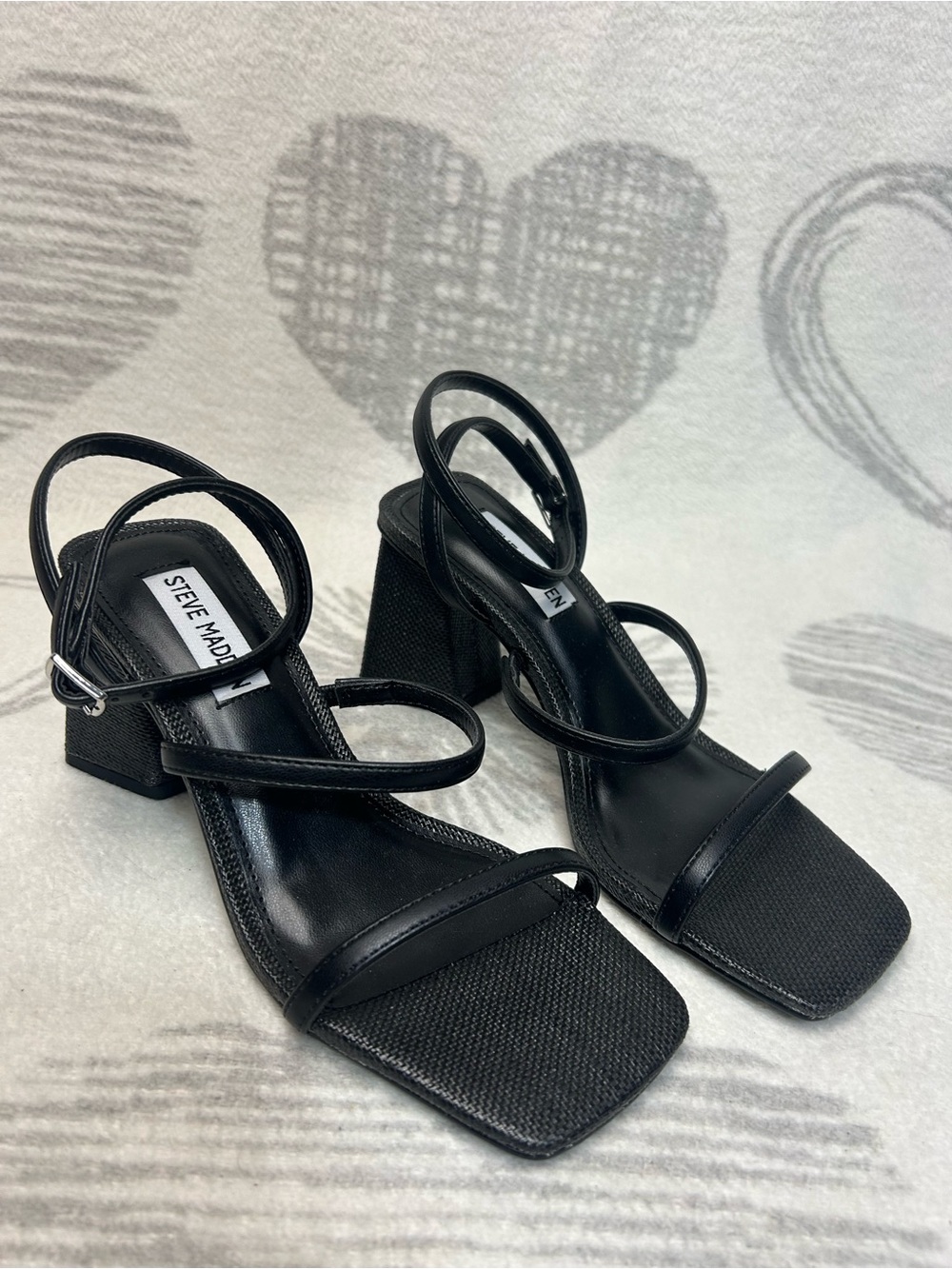 NWOT Steve Madden leather strap block heels Sz 6